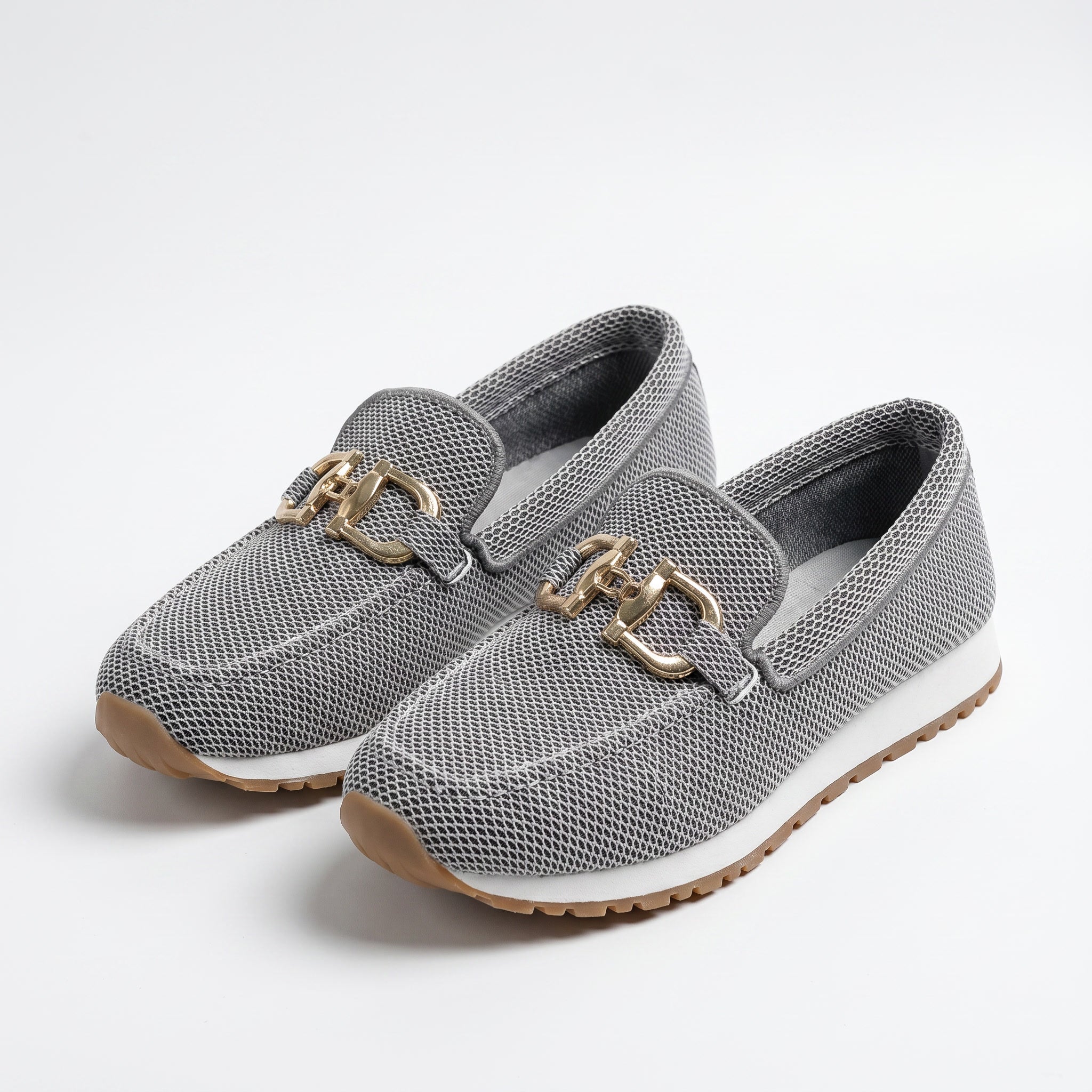 Zapatillas sin cordones de línea plana