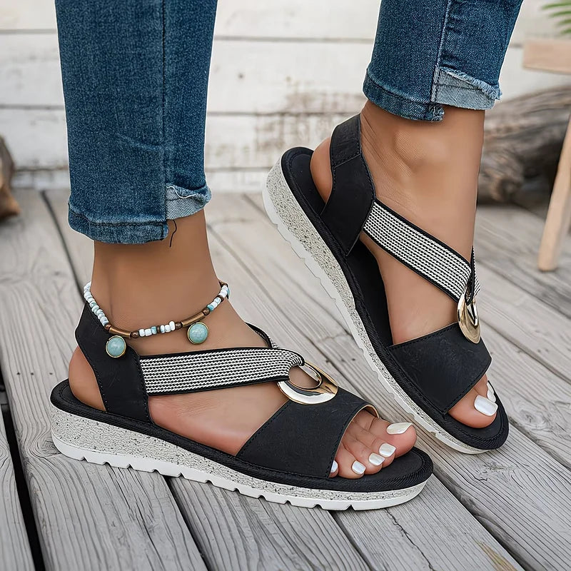 Elegantes sandalias con soporte ajustable