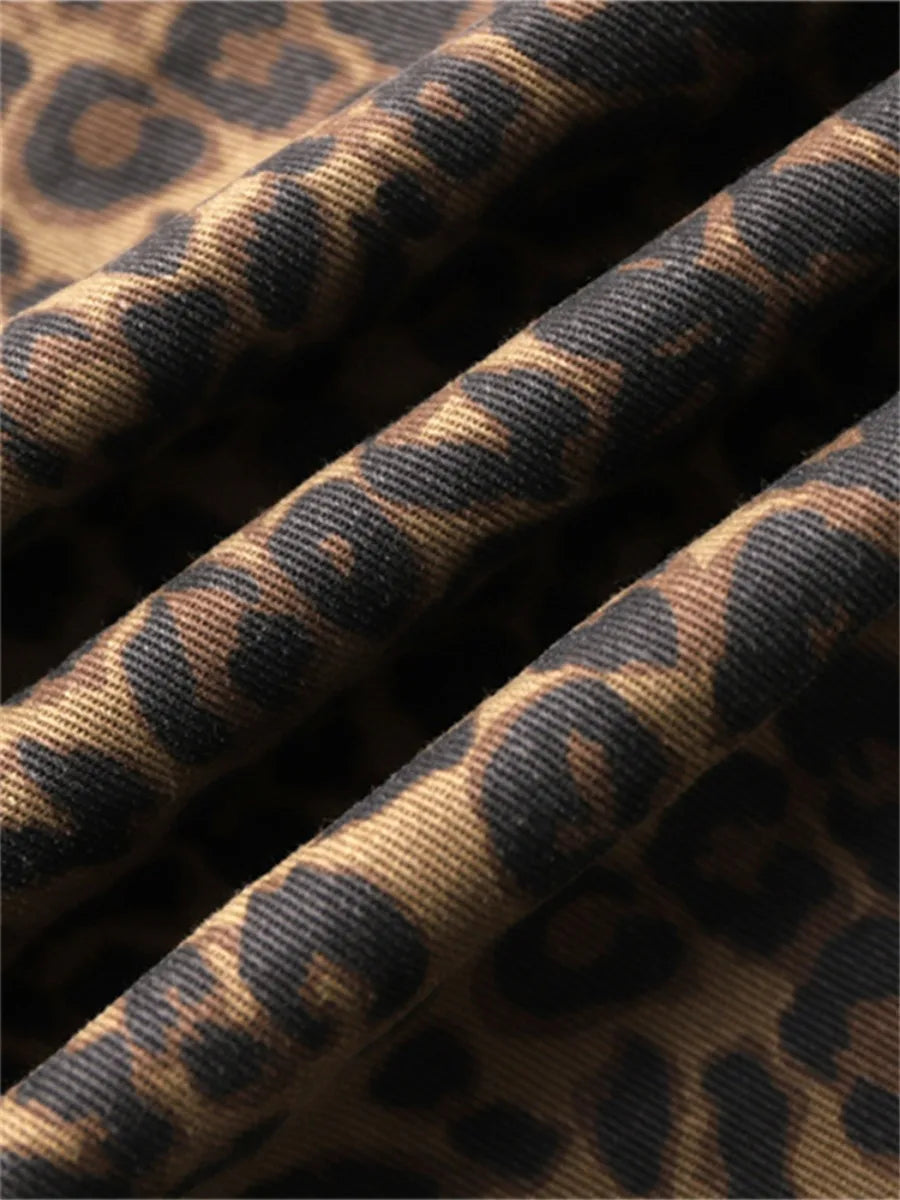 Vaqueros con estampado de leopardo