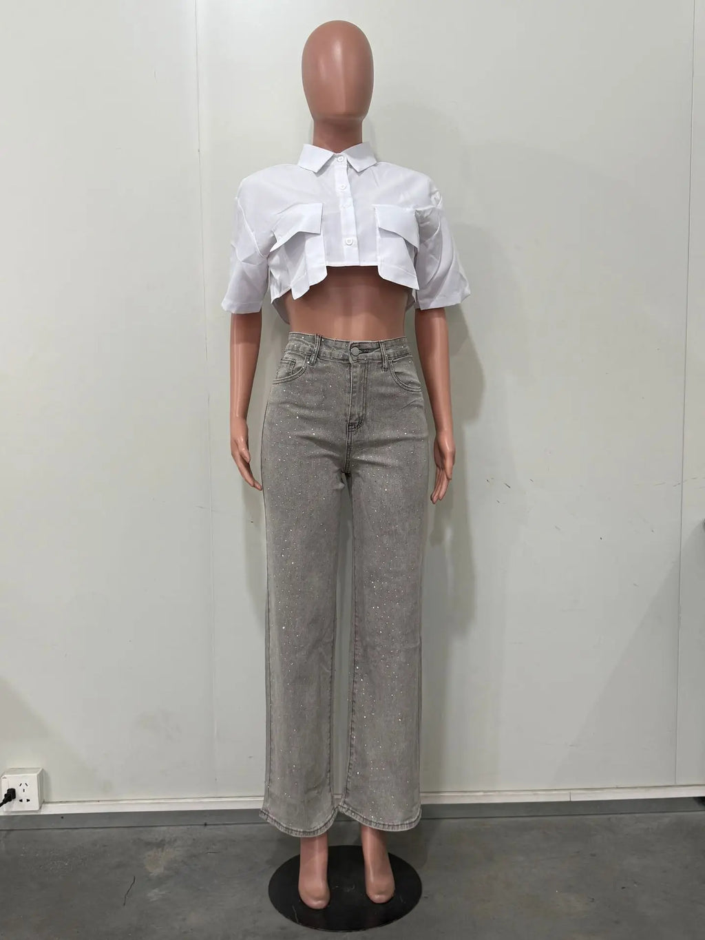 Vaqueros de denim con pedrería para mujer