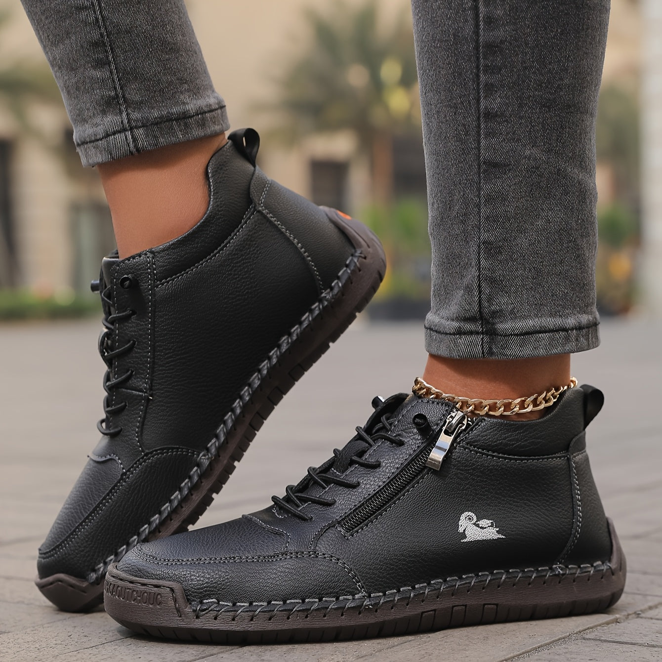 Mila: cómodas zapatillas ortopédicas con cremallera