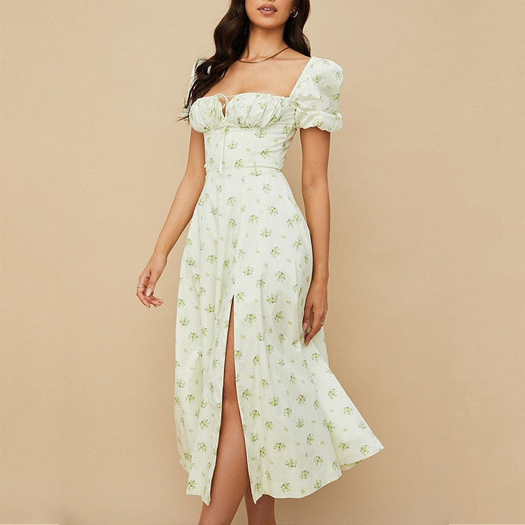 Vestido con mangas abullonadas