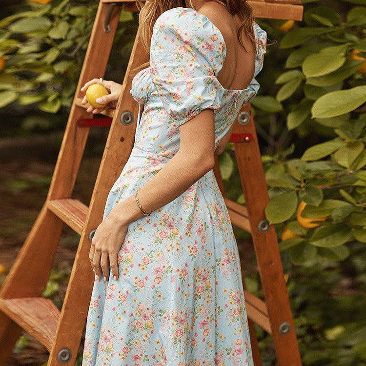 Vestido con mangas abullonadas