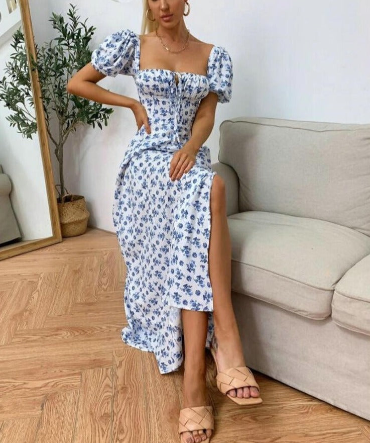 Vestido con mangas abullonadas